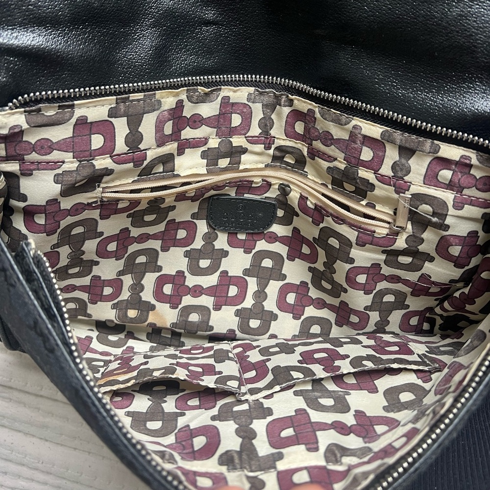 Gucci Messenger Bag - Picture 6 of 7